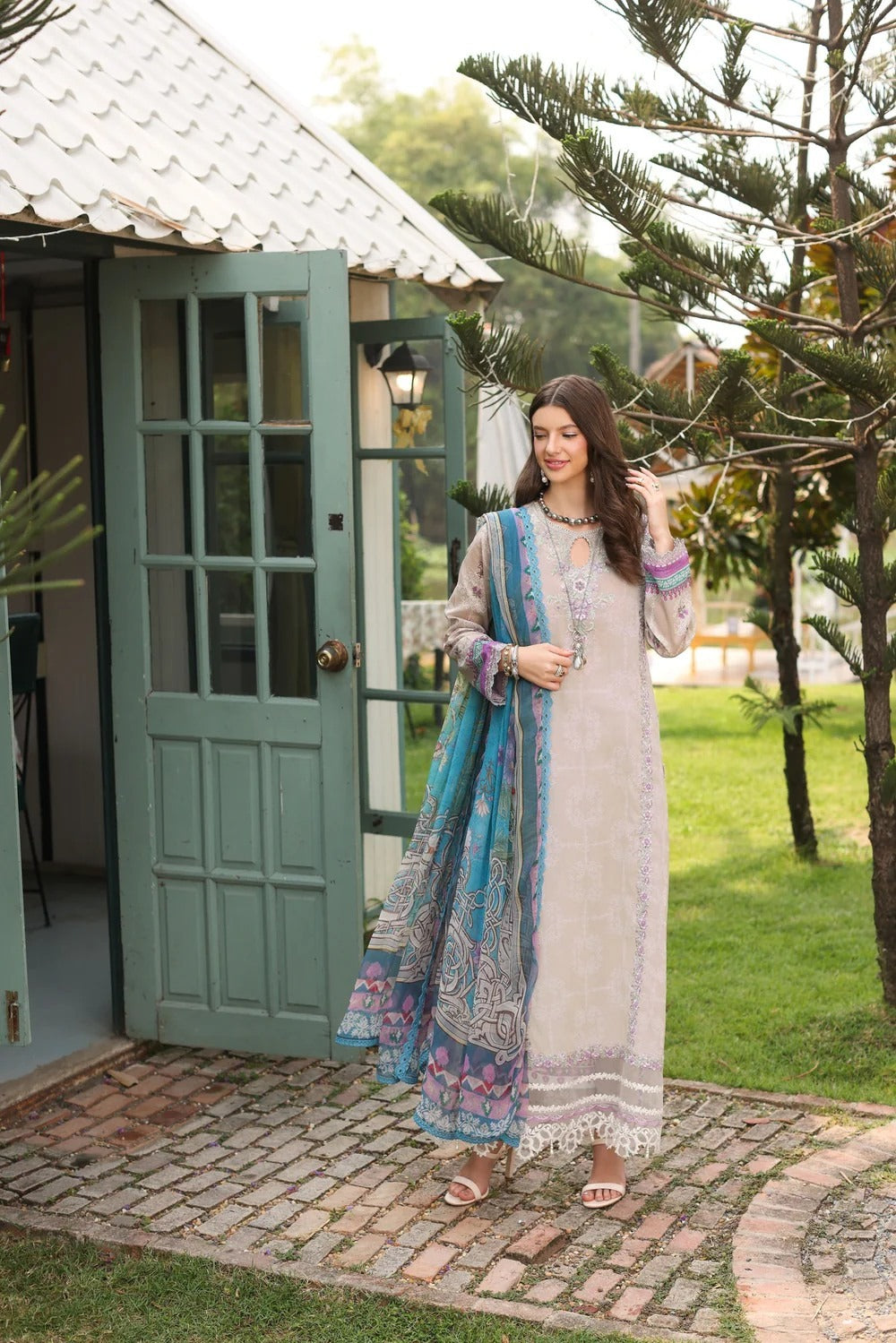 Noor Luxe Printkari Digital Printed Lawn