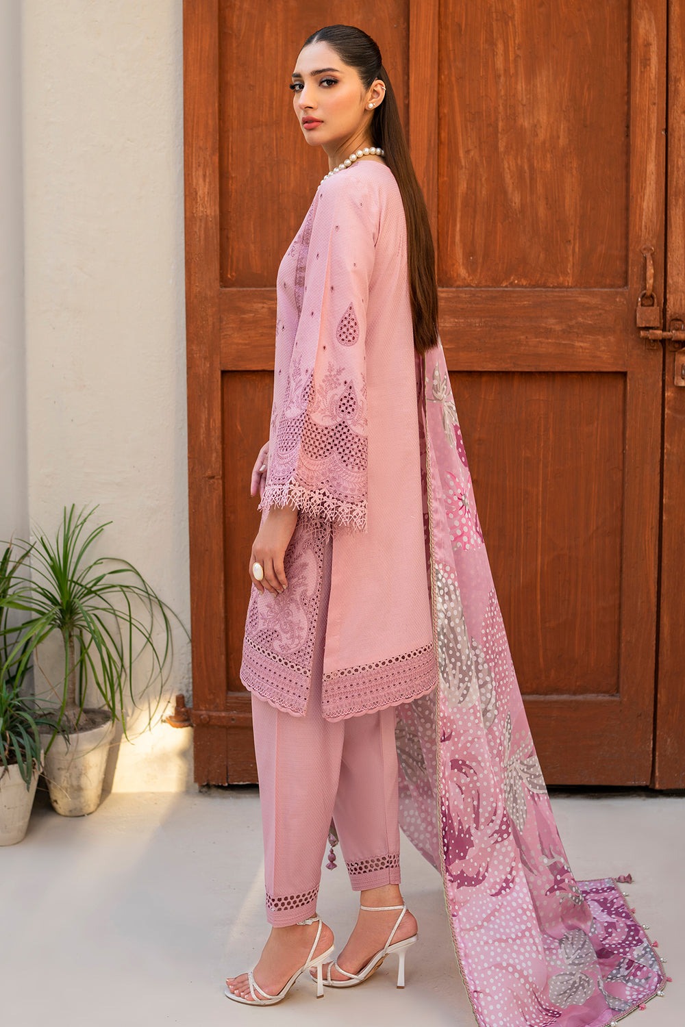 JAZMIN EMBROIDERED LAWN