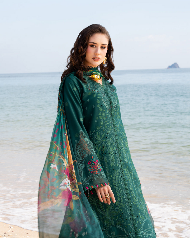 3Pc Lawn Embroidered Suit