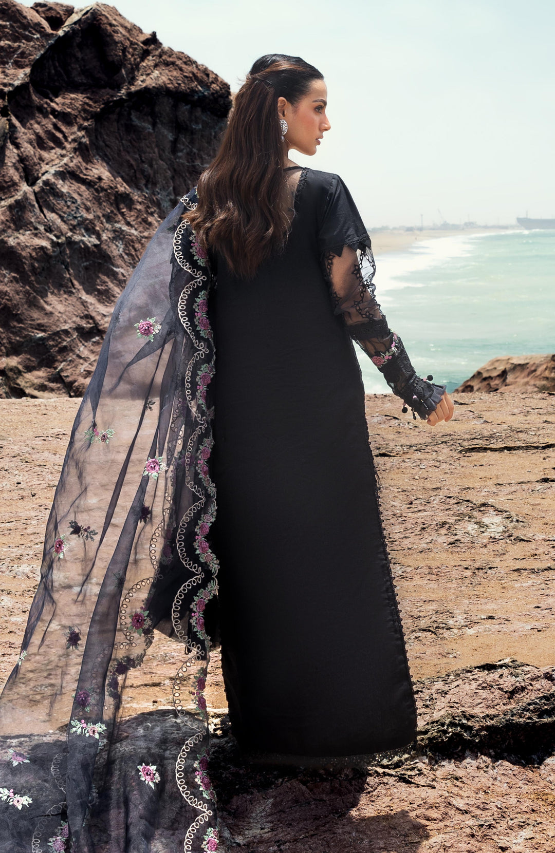Mahiymaan Luxury Lawn 3 Piece