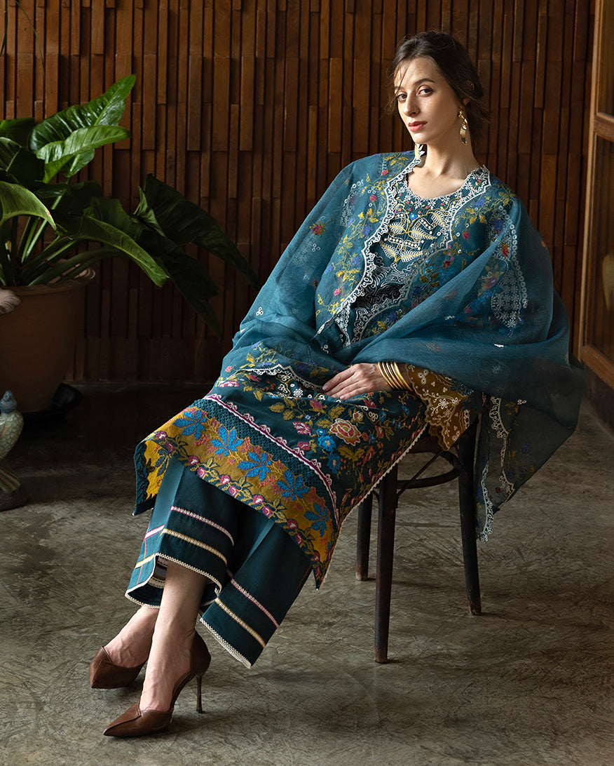 MON TRESOR LUXE LAWN