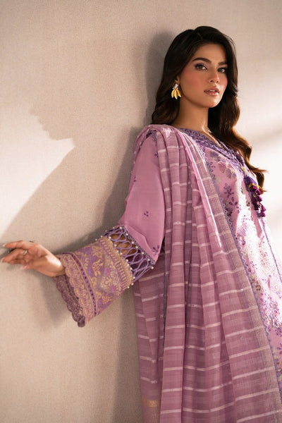 EMBROIDERED SUIT
