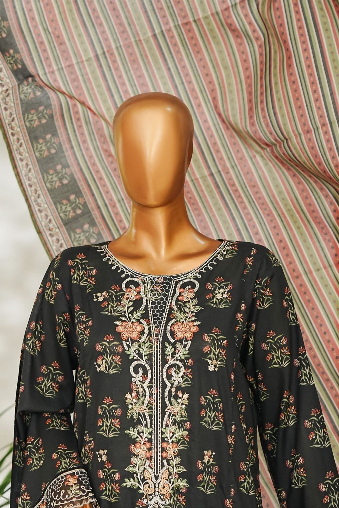 Stitched 3 Piece Exclusive Emb Lawn