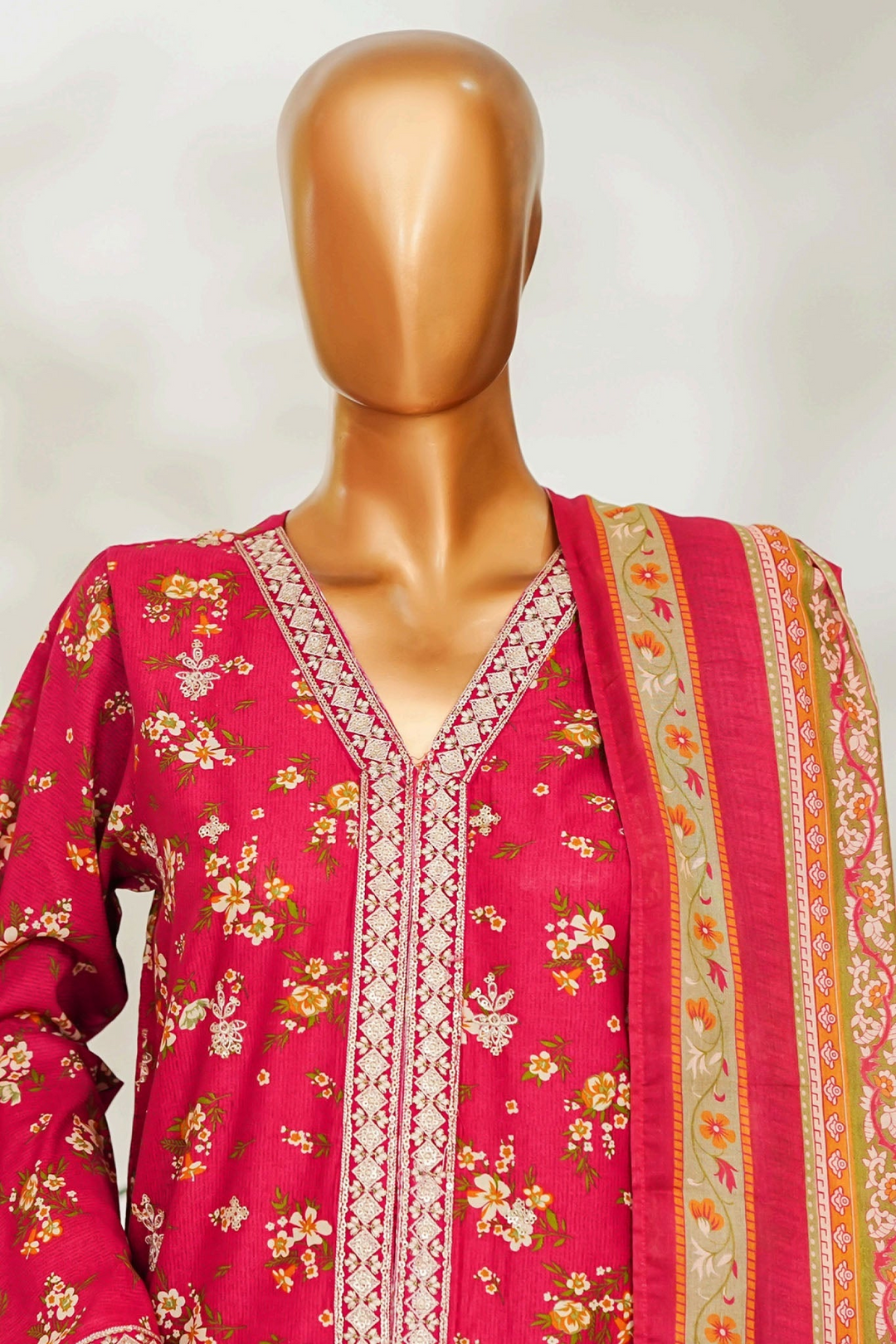 Stitched 3 Piece Exclusive Emb Lawn