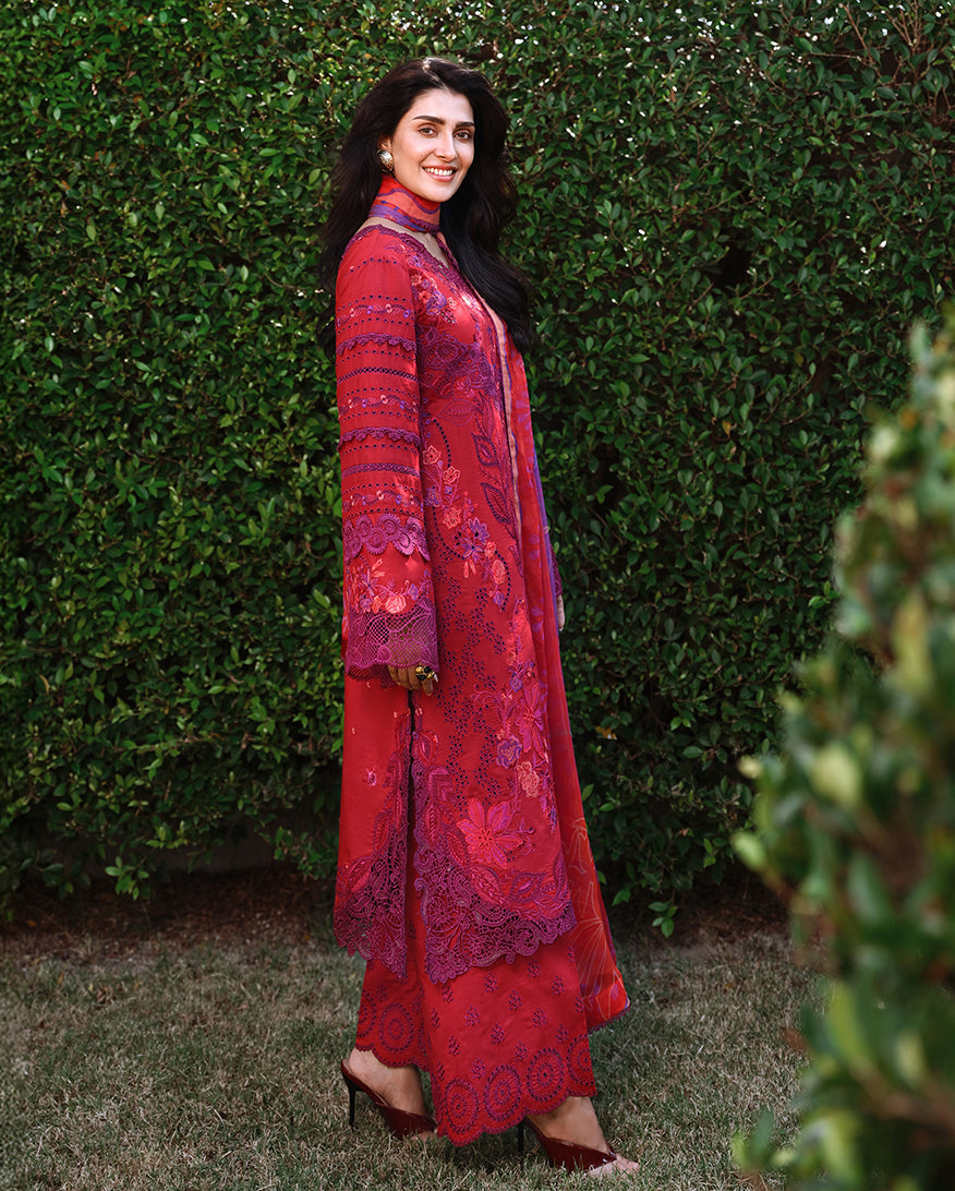 Amoi Luxury Lawn