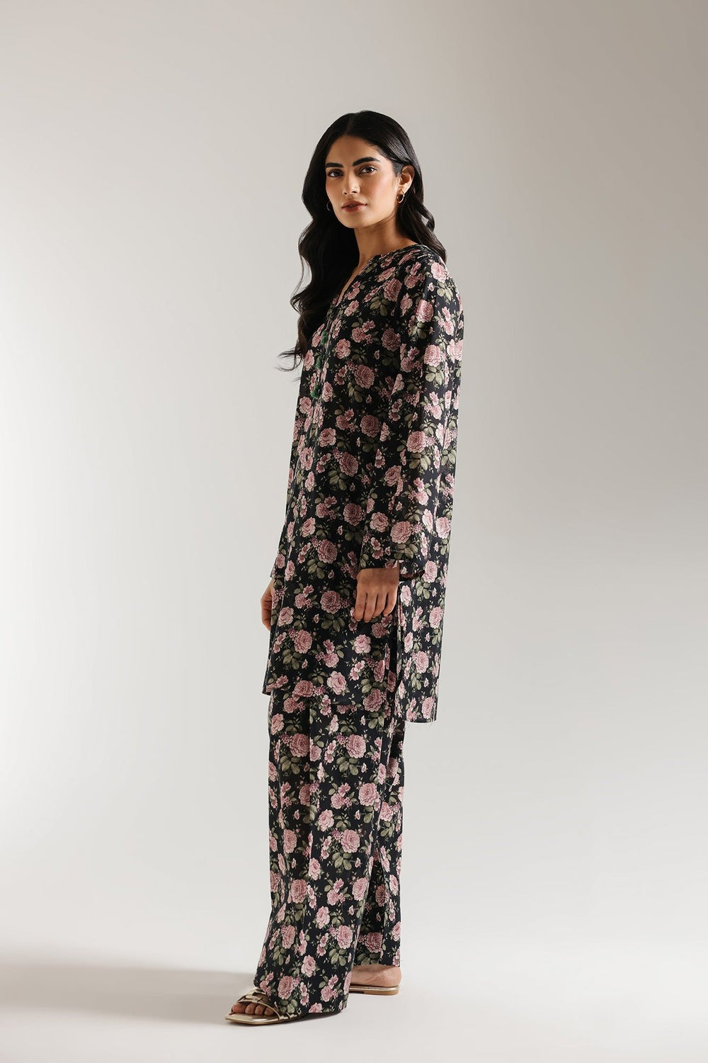 PRINTED SUIT