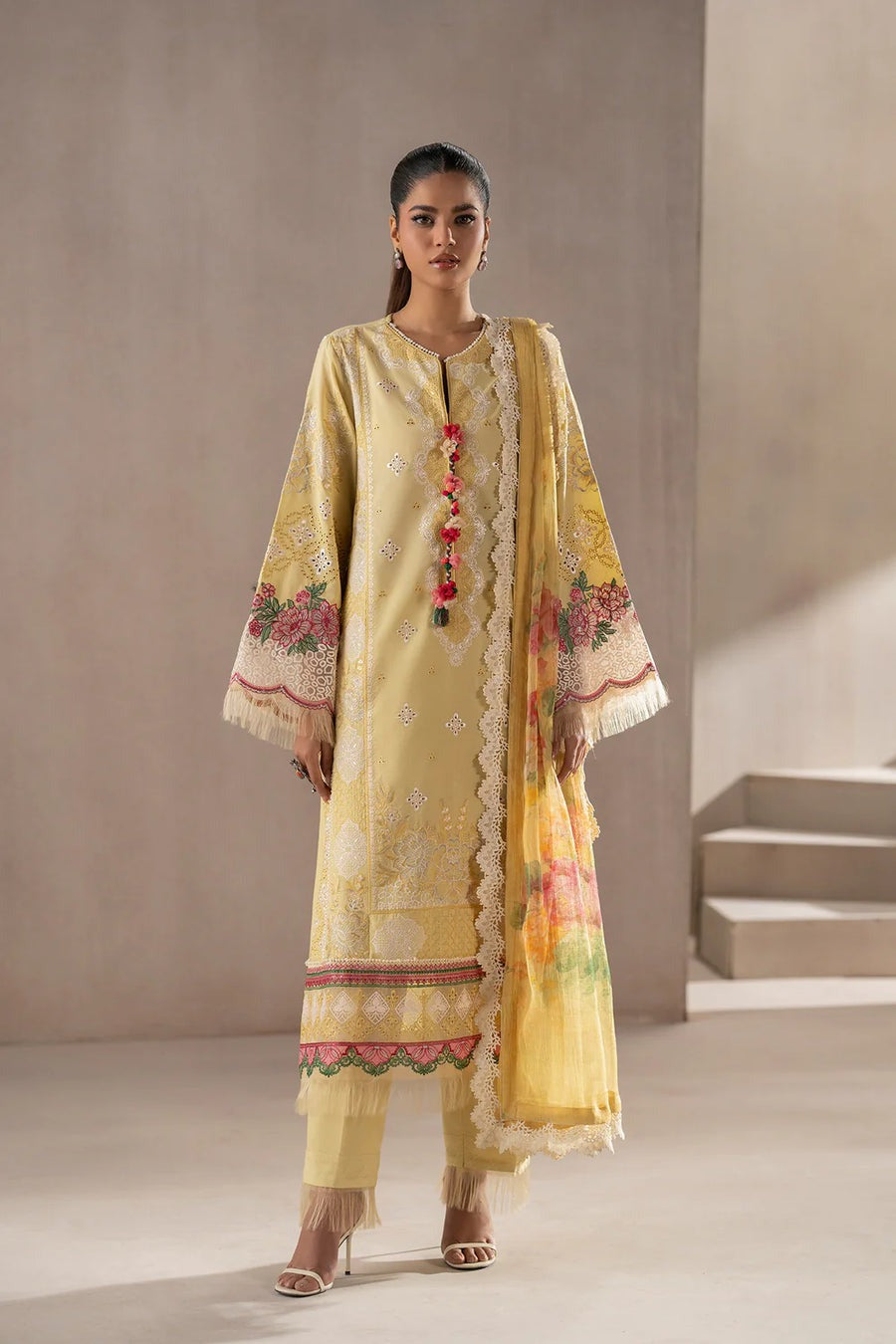 EMBROIDERED SUIT