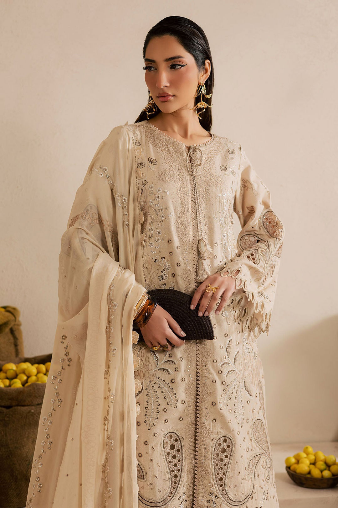 Exclusive Unstitched Karandi