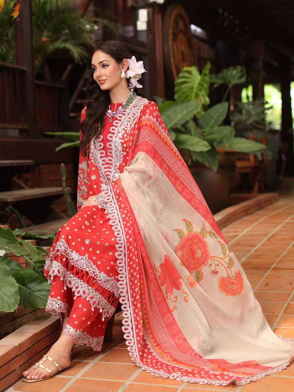 Embroidered Lawn Unstitched 3Pc Suit