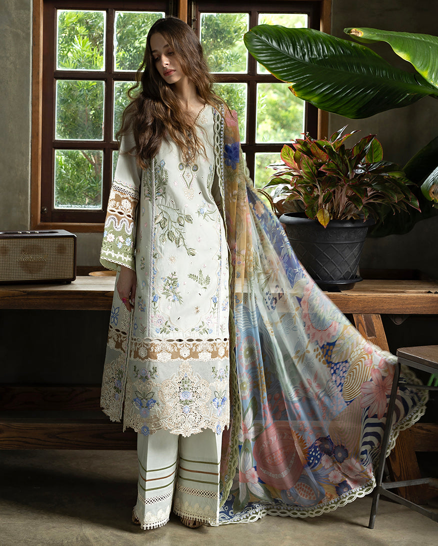 MON TRESOR LUXE LAWN