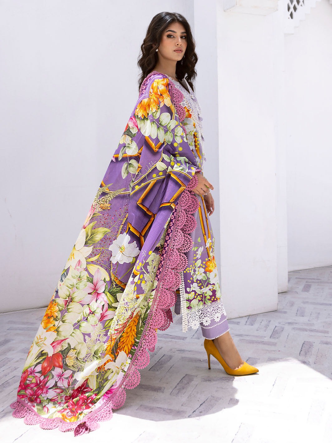 ROHEENAZ LEYA PRINTED LAWN-Orchid Oasis