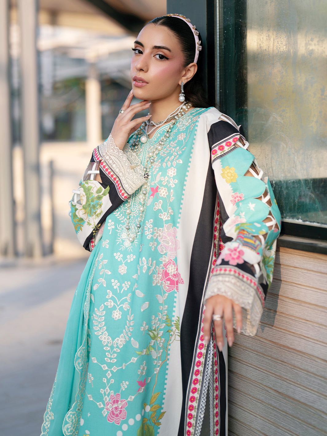 Broadway Luxury 3 PC Lawn