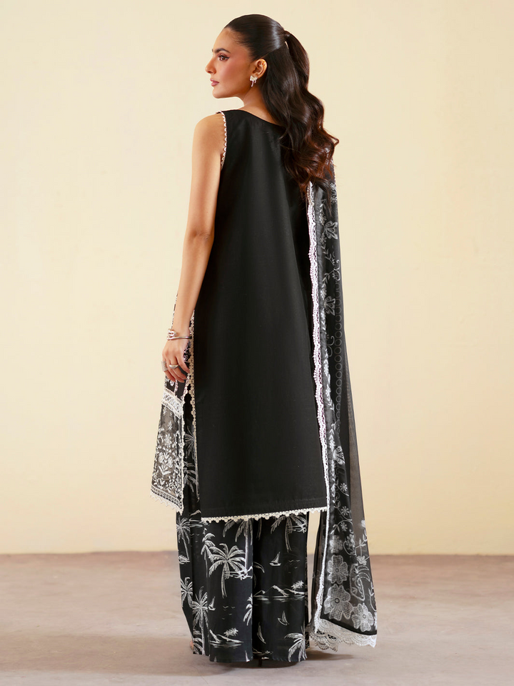 Ember 3 PC Lawn &