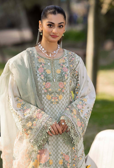 Gull Rukh Lawn