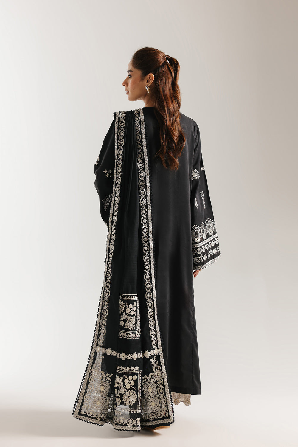 EMBROIDERED SUIT