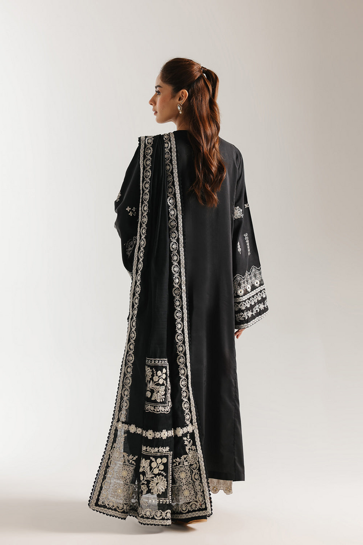 EMBROIDERED SUIT