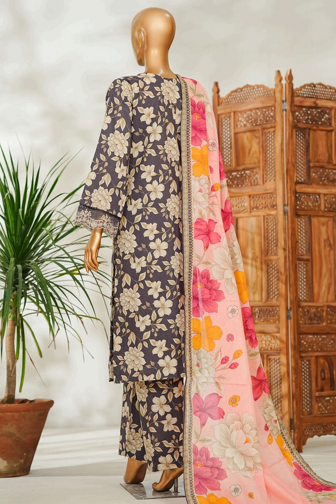 Stitched 3 Piece Exclusive Emb Lawn