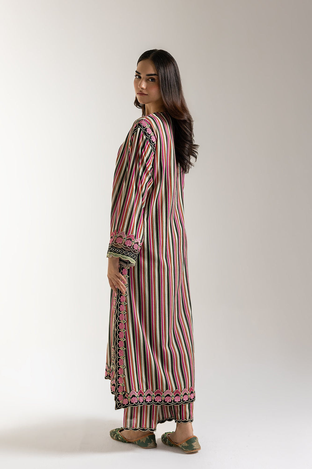EMBROIDERED SUIT