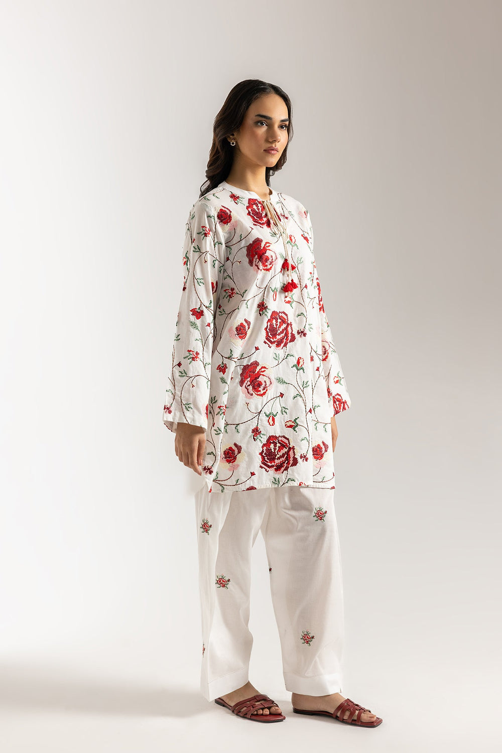 EMBROIDERED SUIT