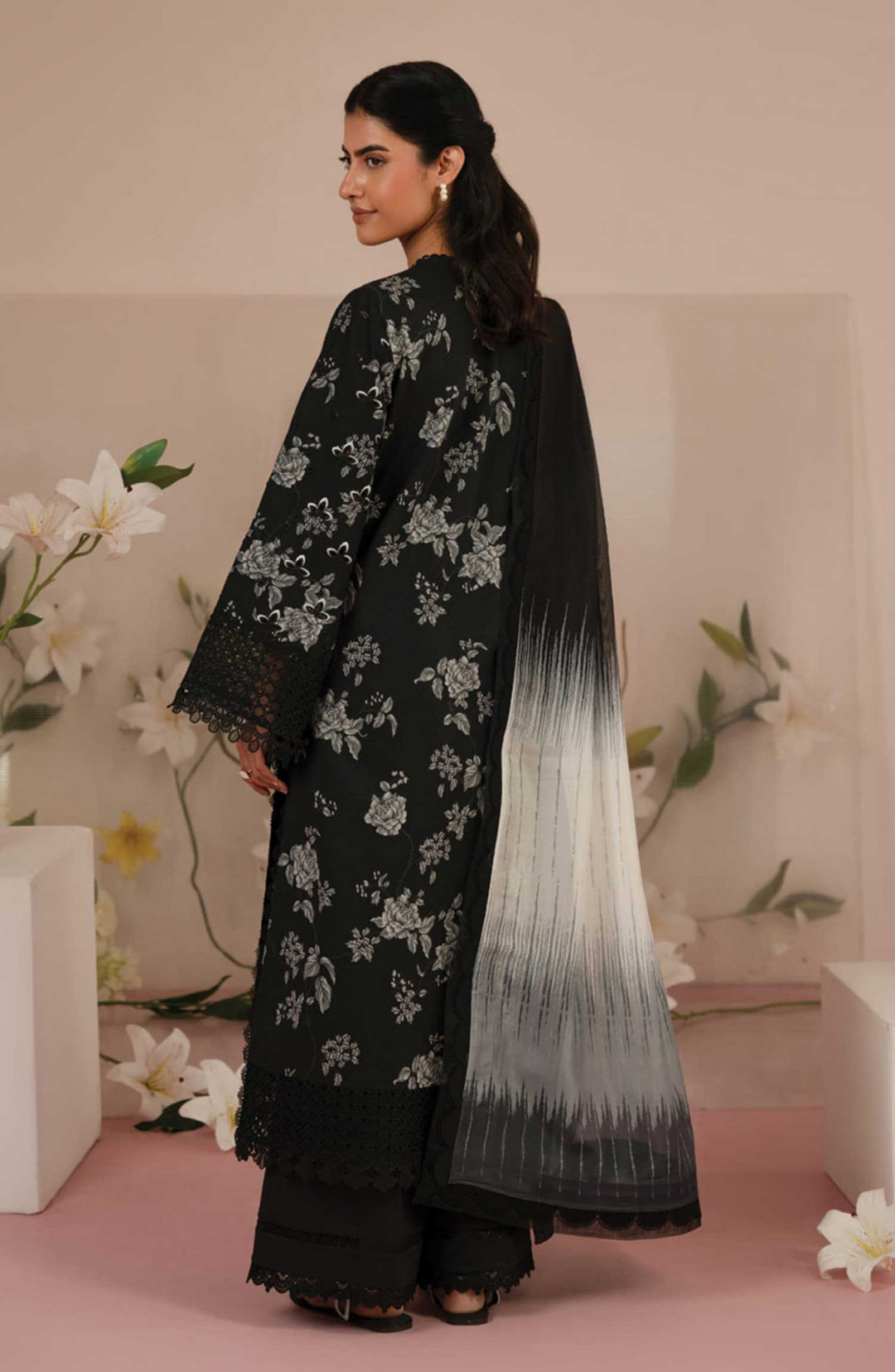 Embroidered Lawn Unstitched 3 Piece