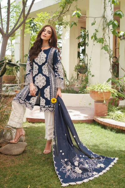 Manara  Luxury Lawn - Sapphire