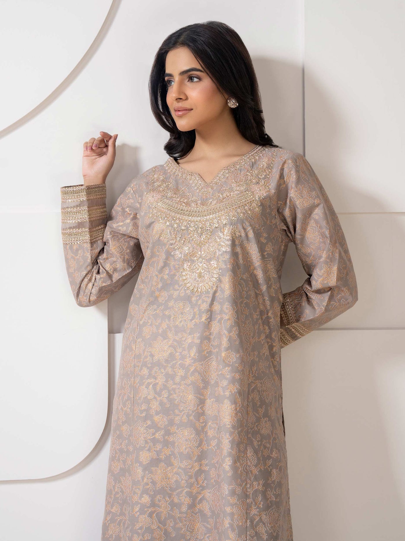 2 Piece Lawn Suit Embroidered (Pret)