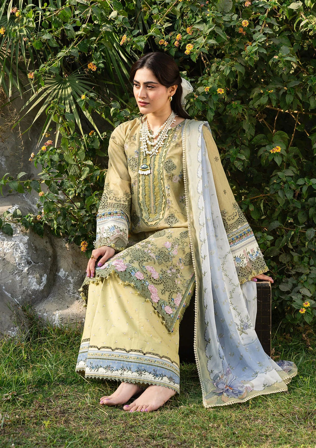 CHIKANKARI PRINTS WITH CHIFFON DUPATTA