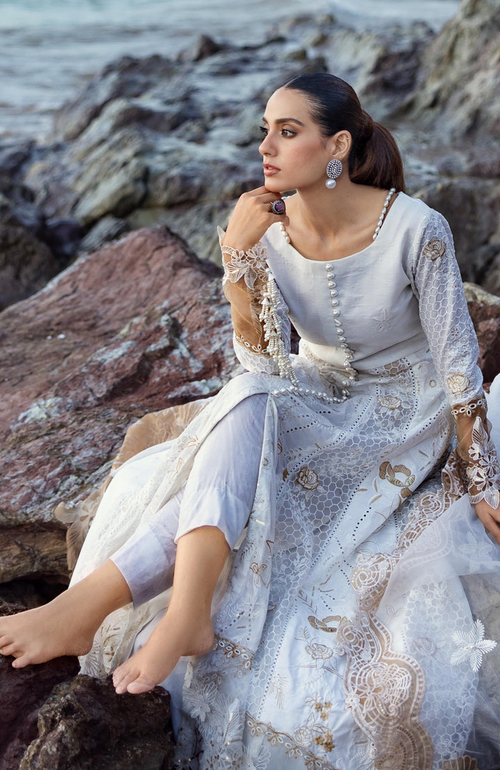 Mahiymaan Luxury Lawn 3 Piece