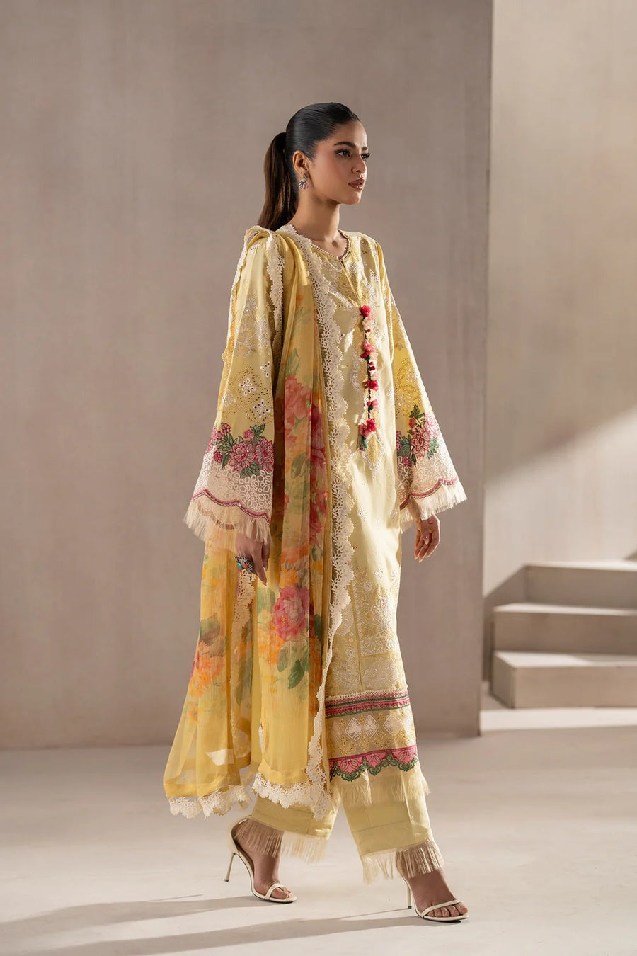 EMBROIDERED SUIT