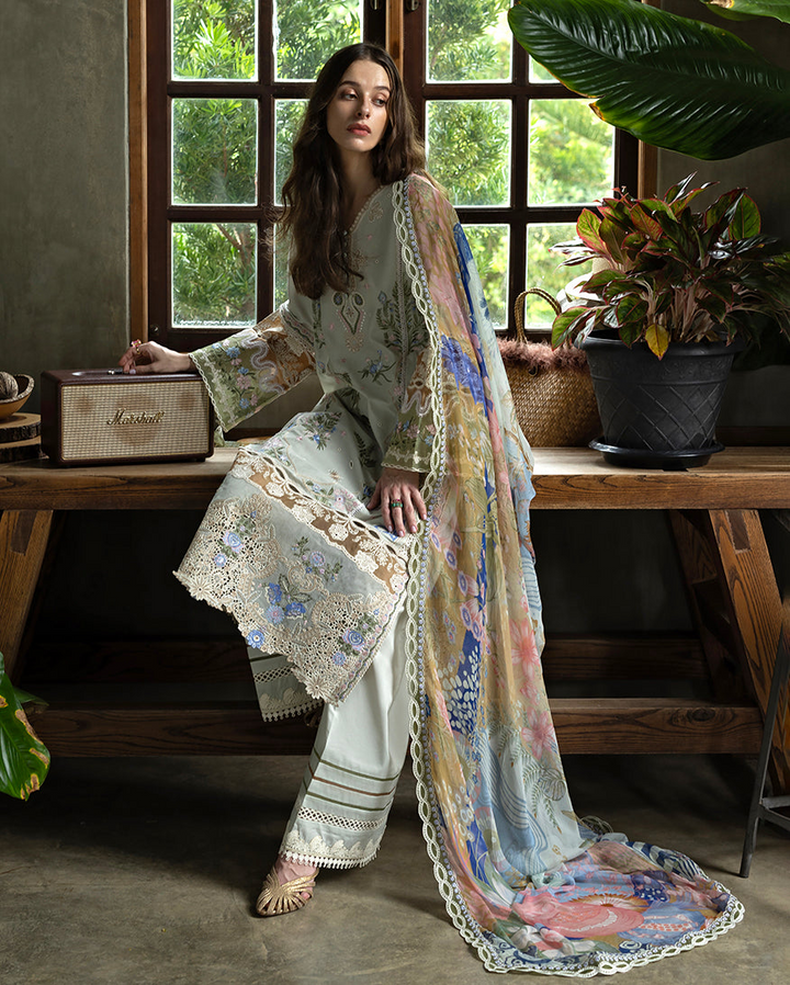 MON TRESOR LUXE LAWN