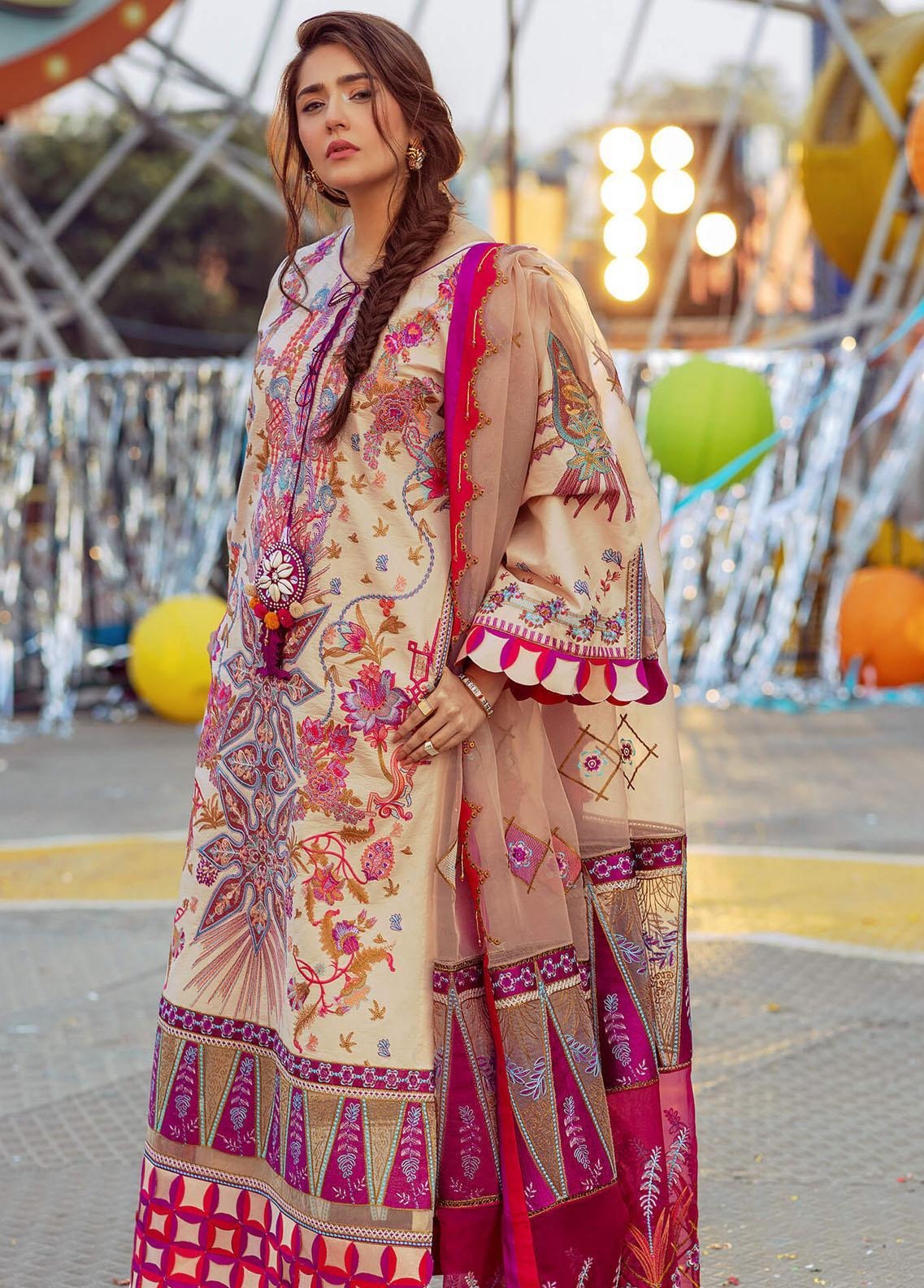 Asifa & Nabeel Lilibet Embroidered Lawn SL-11