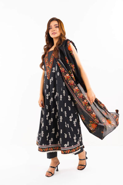 ALKARAM STUDIO PRINTED LAWN SUIT SS-50.1.24-BLACK