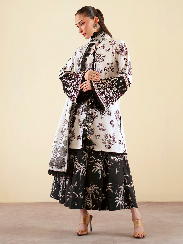 Ember 3 PC Lawn &