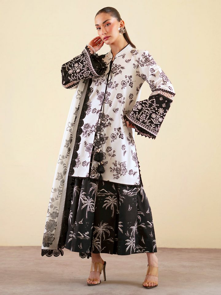 Ember 3 PC Lawn &
