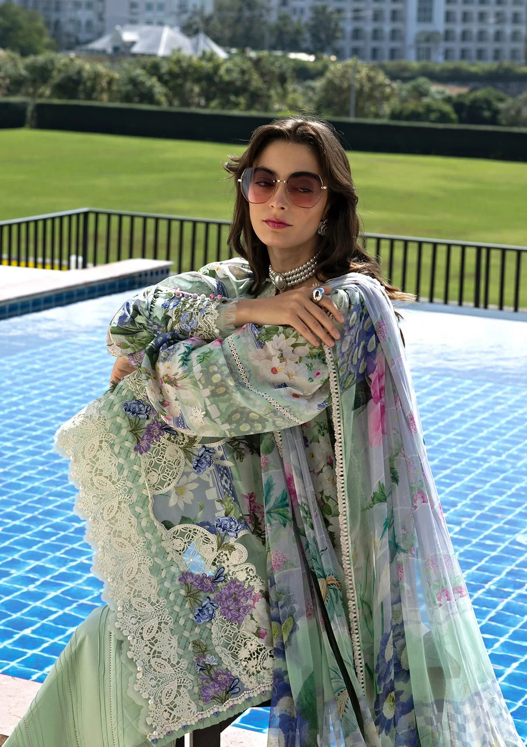 SIGNATURE - EMBROIDERED PRINTS COLLECTION