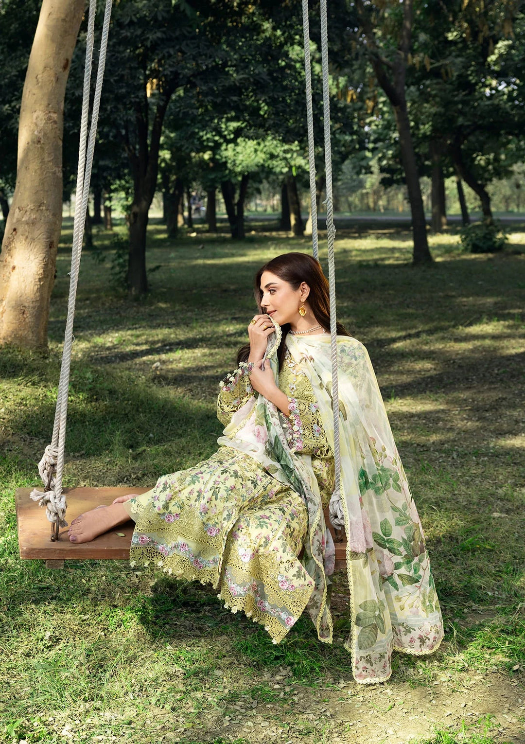 CHIKANKARI PRINTS WITH CHIFFON DUPATTA