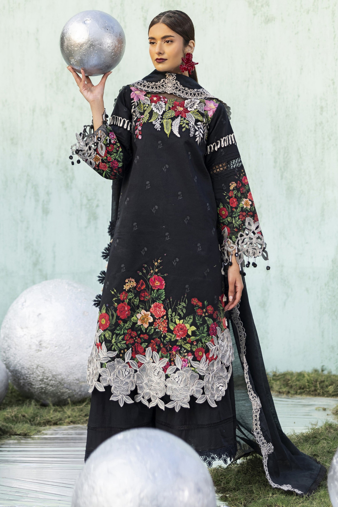 Ivy Bloom Lawn 3 PC