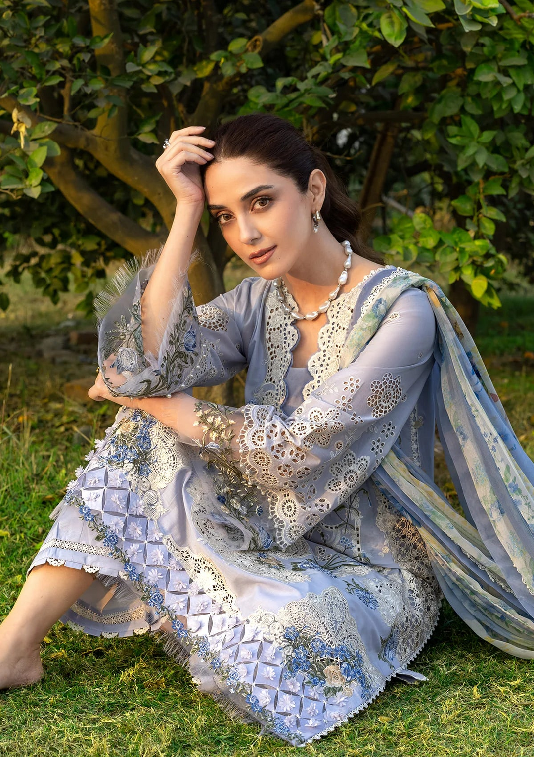 LUXURY LAWN &