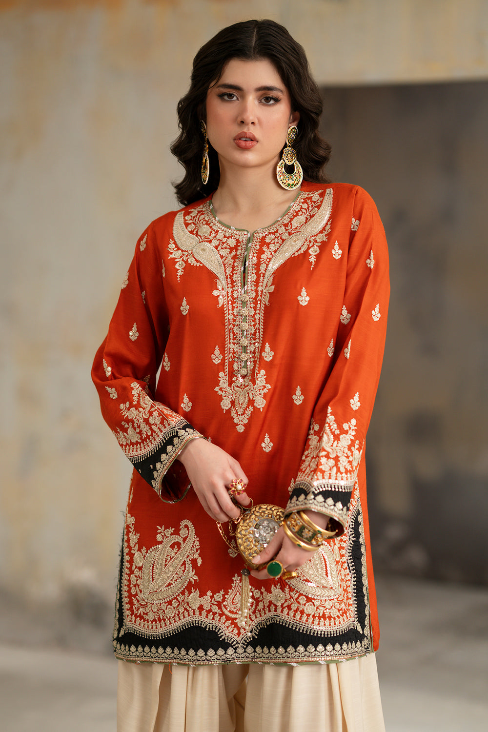 EMBROIDERED SUIT