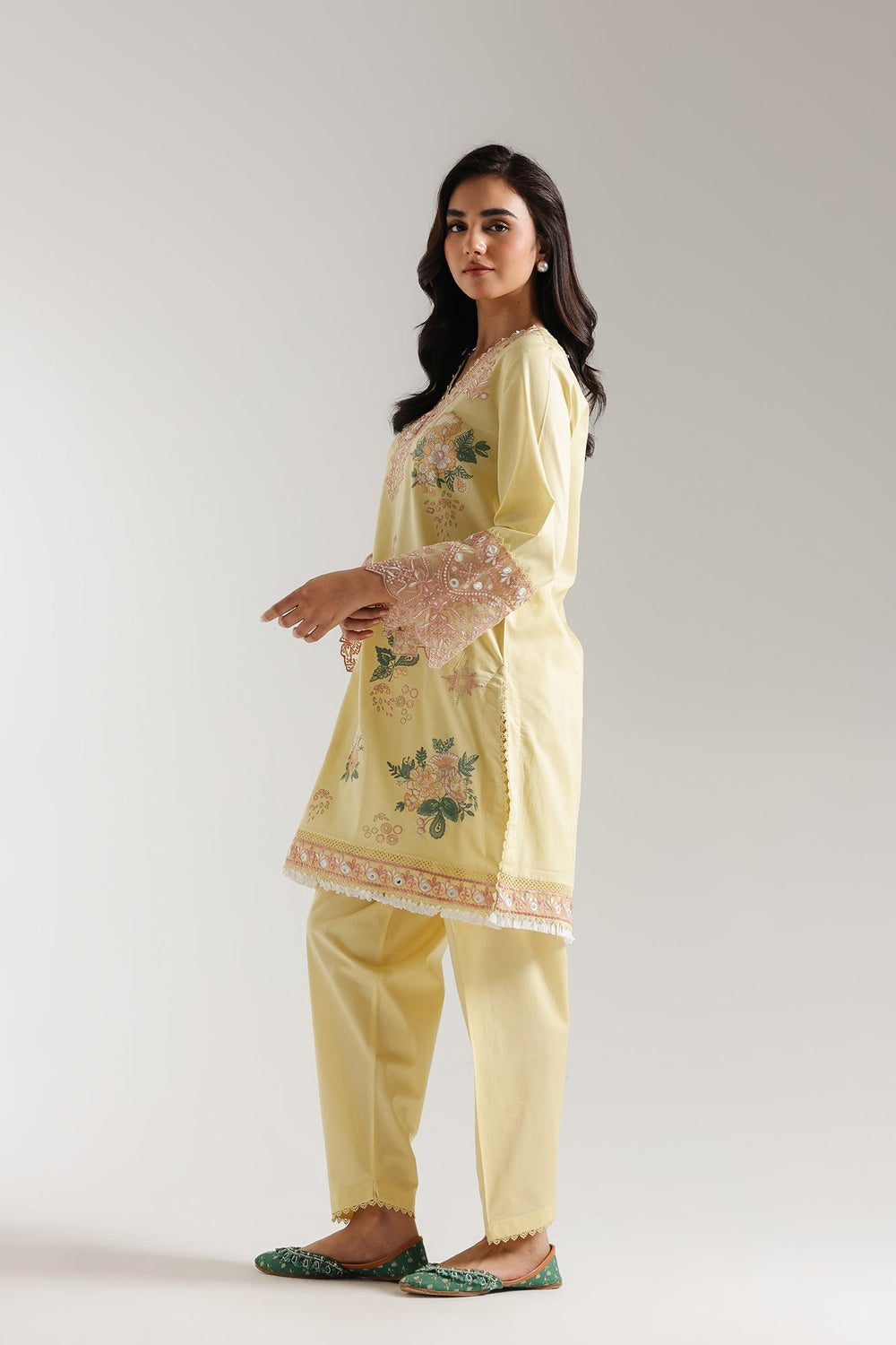 EMBROIDERED SUIT