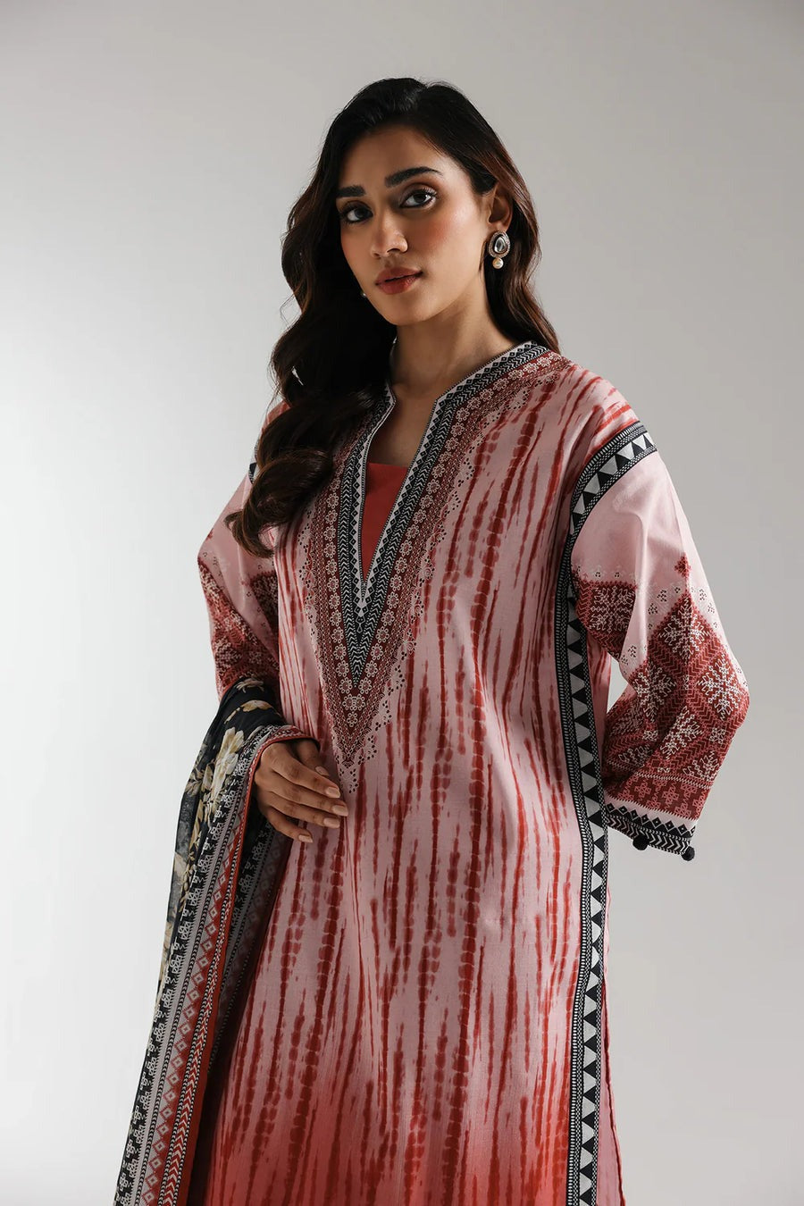 PRINTED SUIT