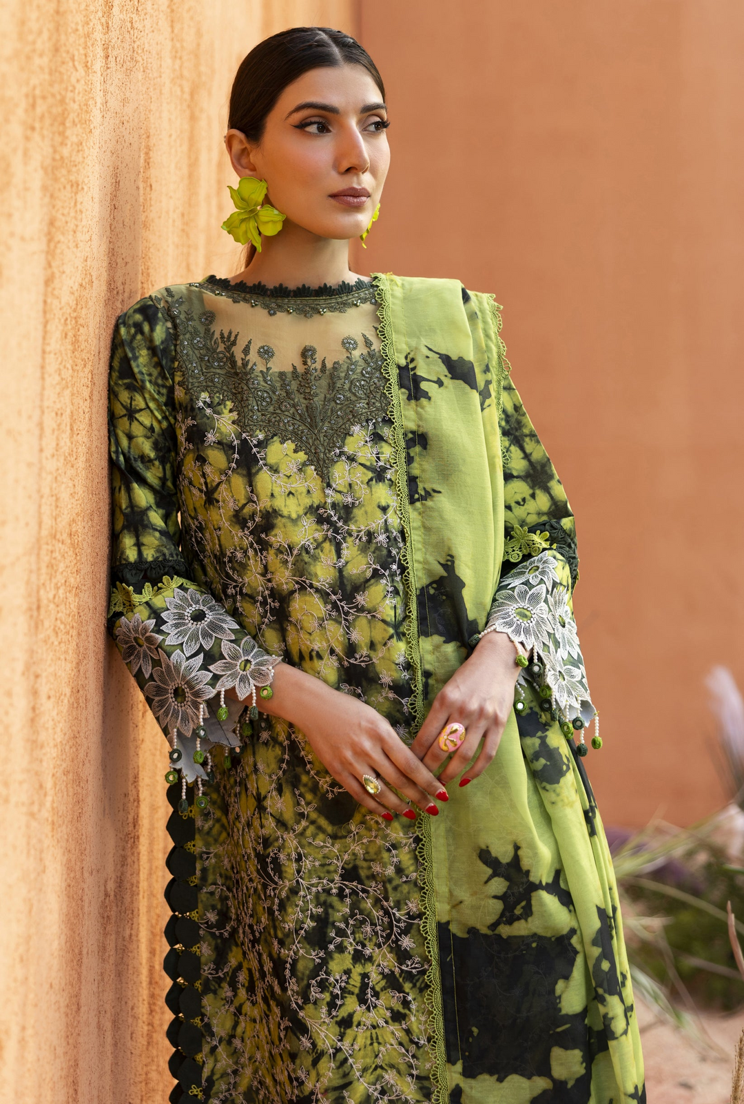 Ivy Bloom Lawn 3 PC