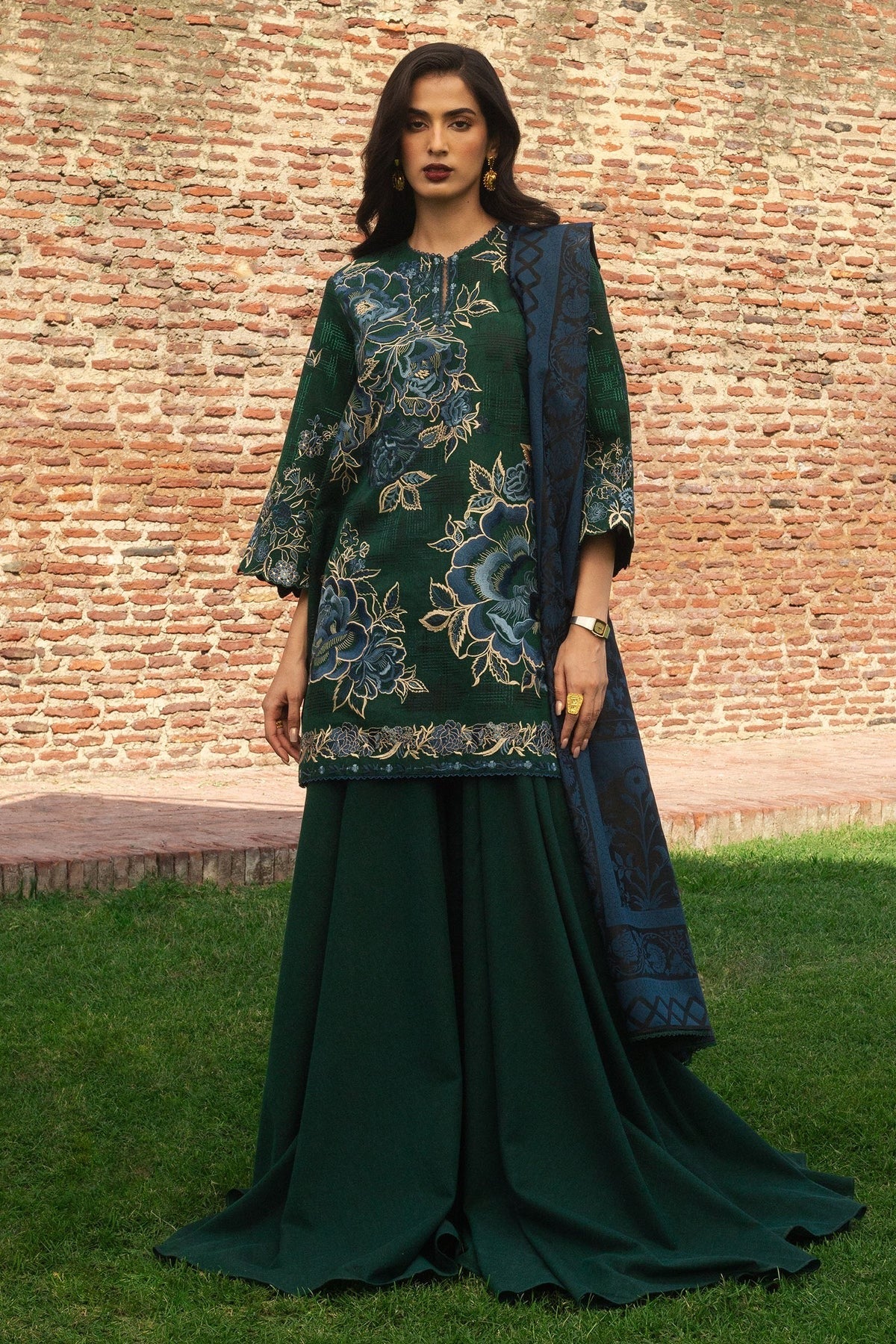 ZARA SHAHJAHAN Winter Unstitched Mina-D7