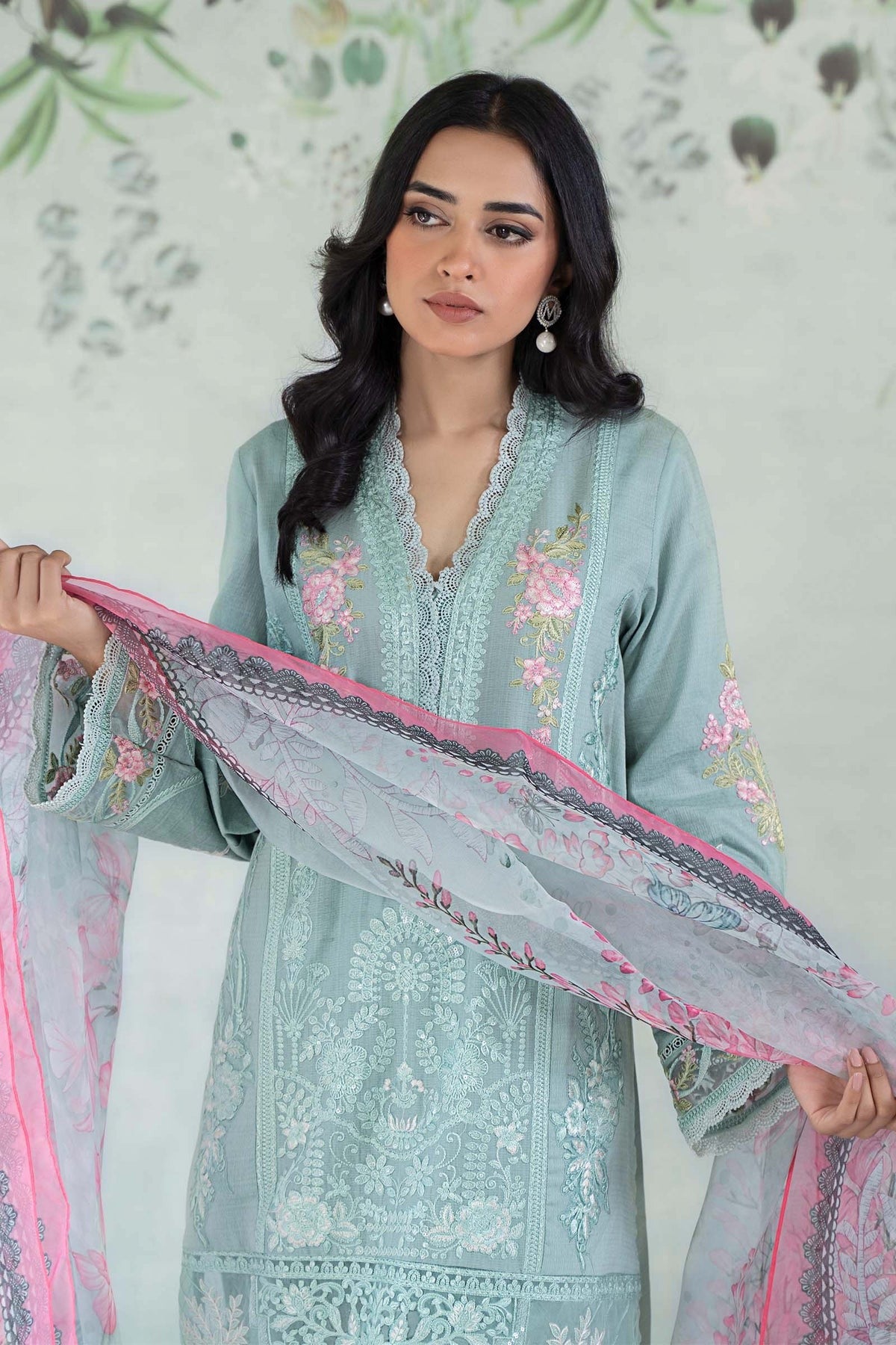 Maria. B Luxury Pret - LAWN SUIT | DW-EA24-16