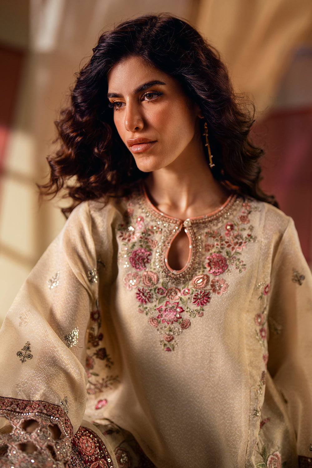 EMBROIDERED SUIT