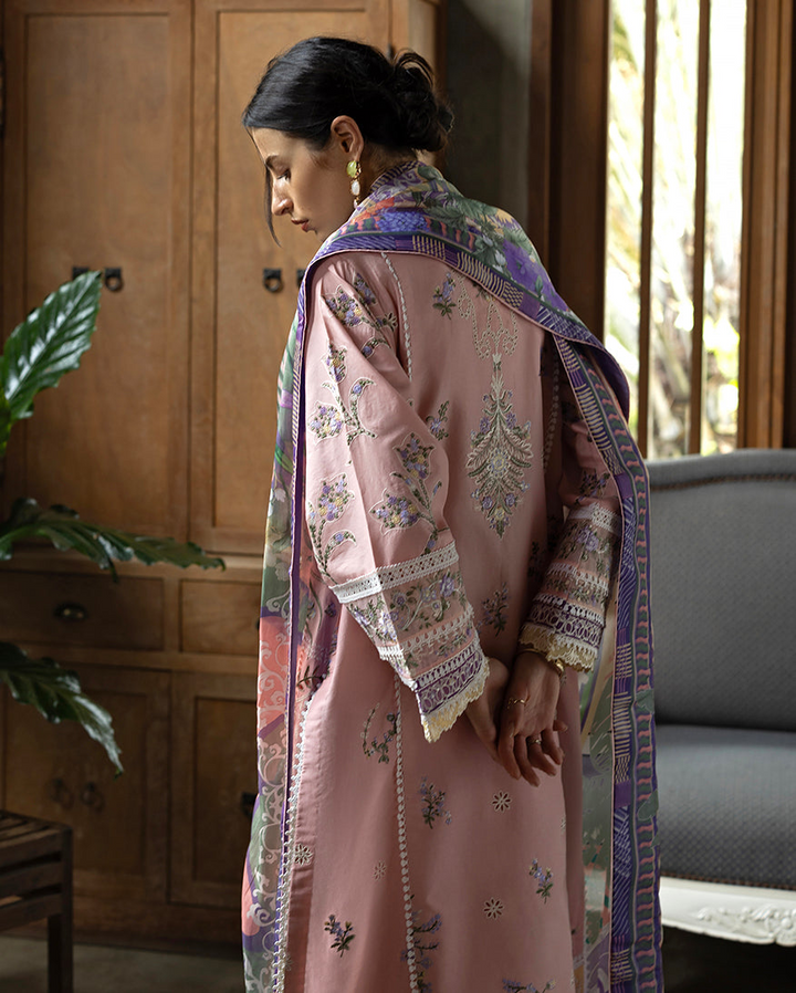 MON TRESOR LUXE LAWN