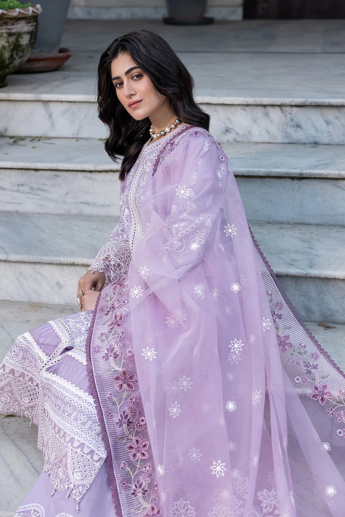 FARASHA EMBROIDERED LAWN-Lilac Florine