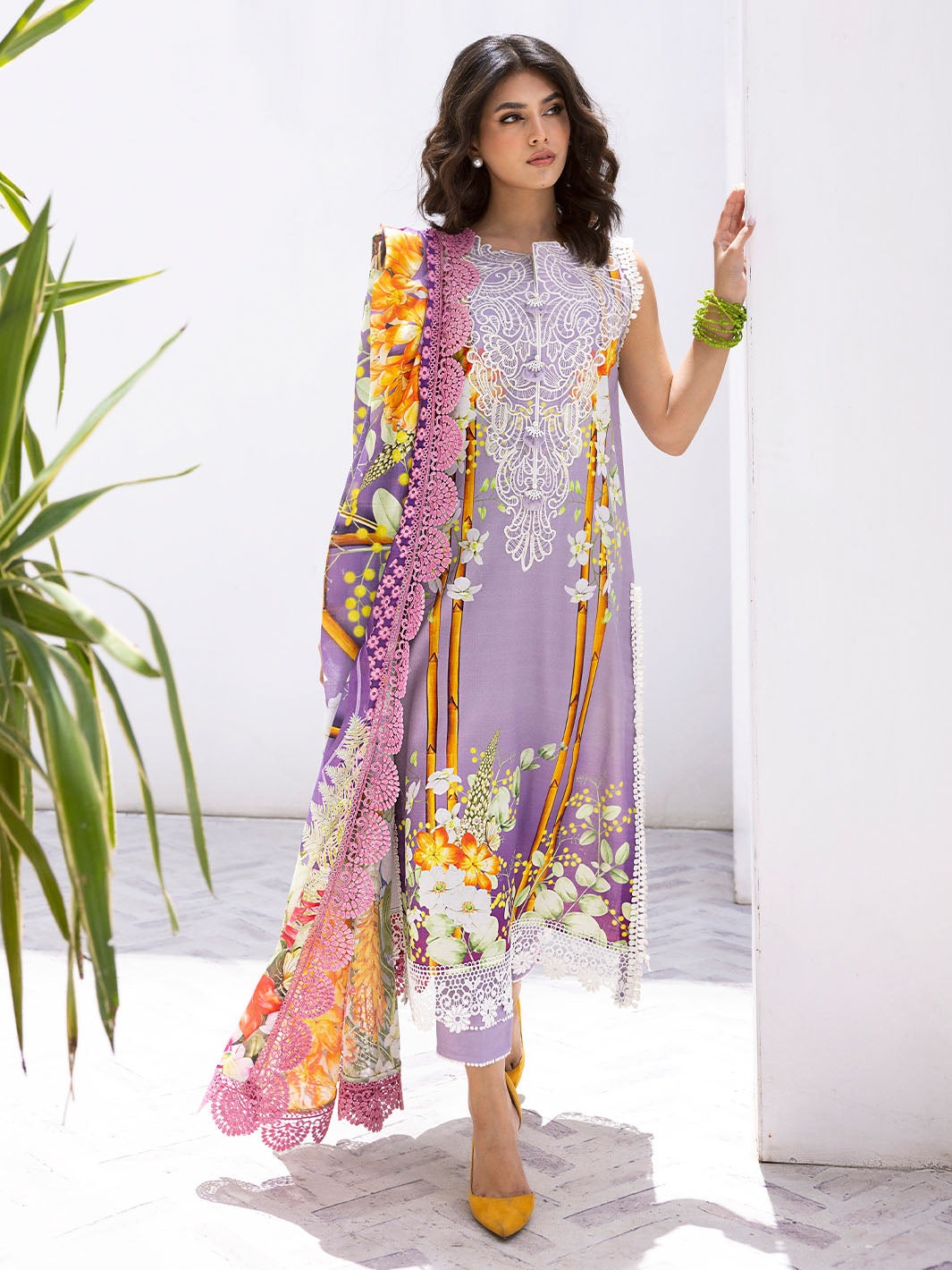 ROHEENAZ LEYA PRINTED LAWN-Orchid Oasis