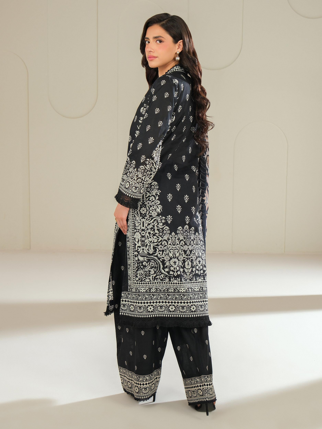 3 Piece Lawn Suit-Printed (Unstitched)