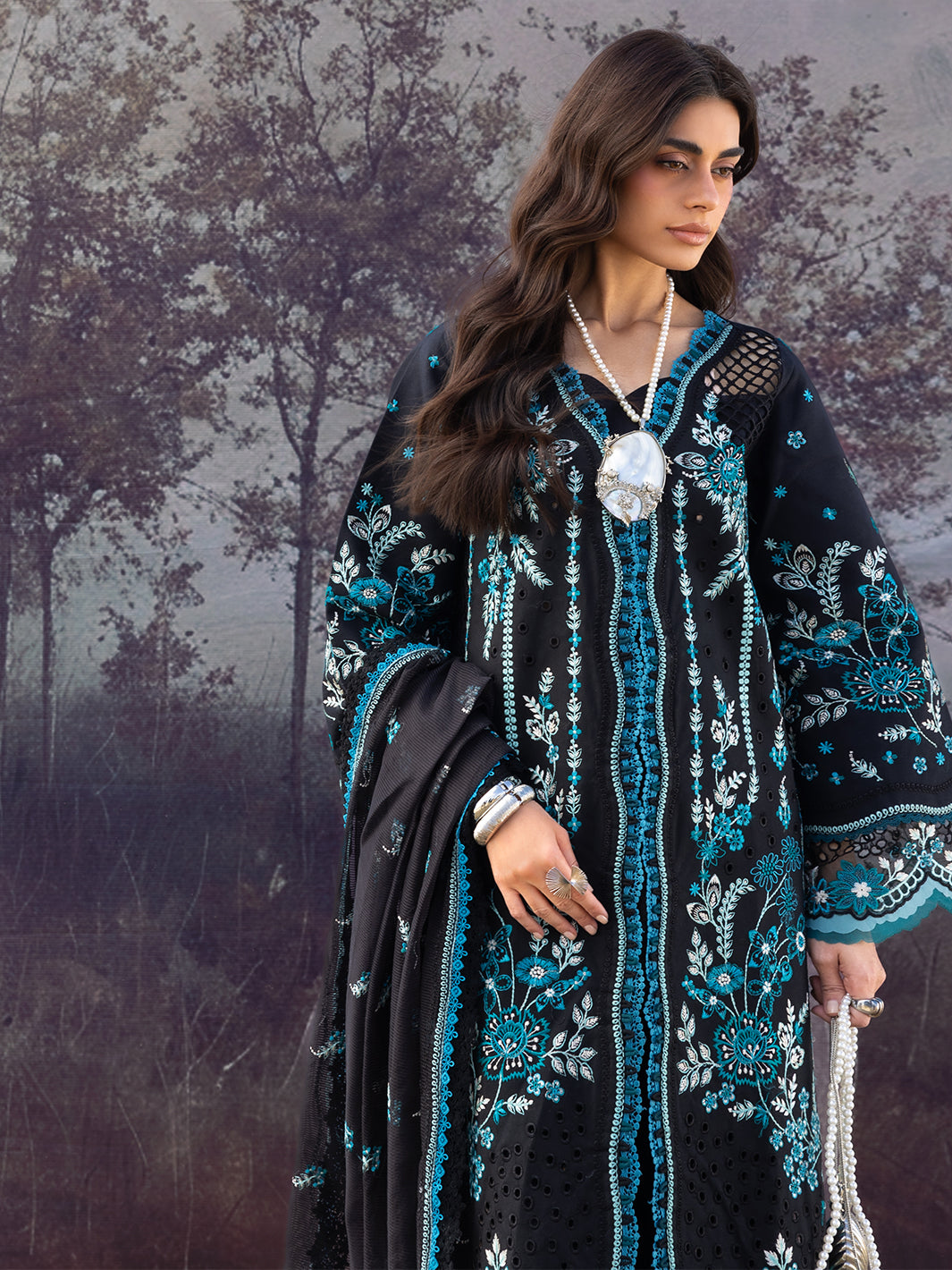 Sirene Luxury Lawn &